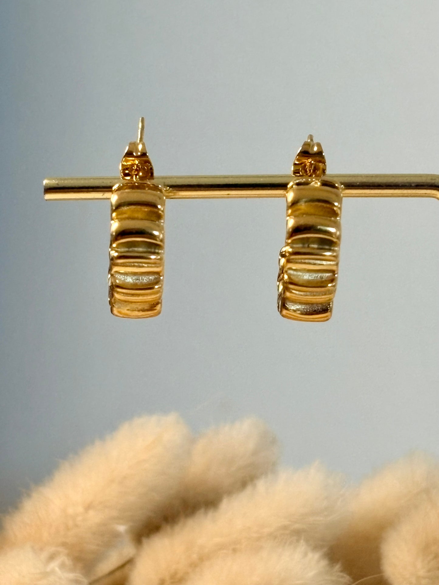 Crinkle Hoops