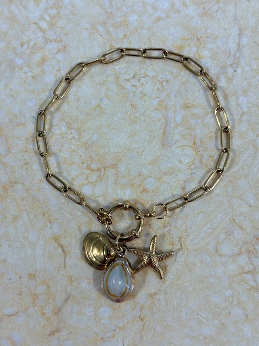 Shell Charm Bracelet
