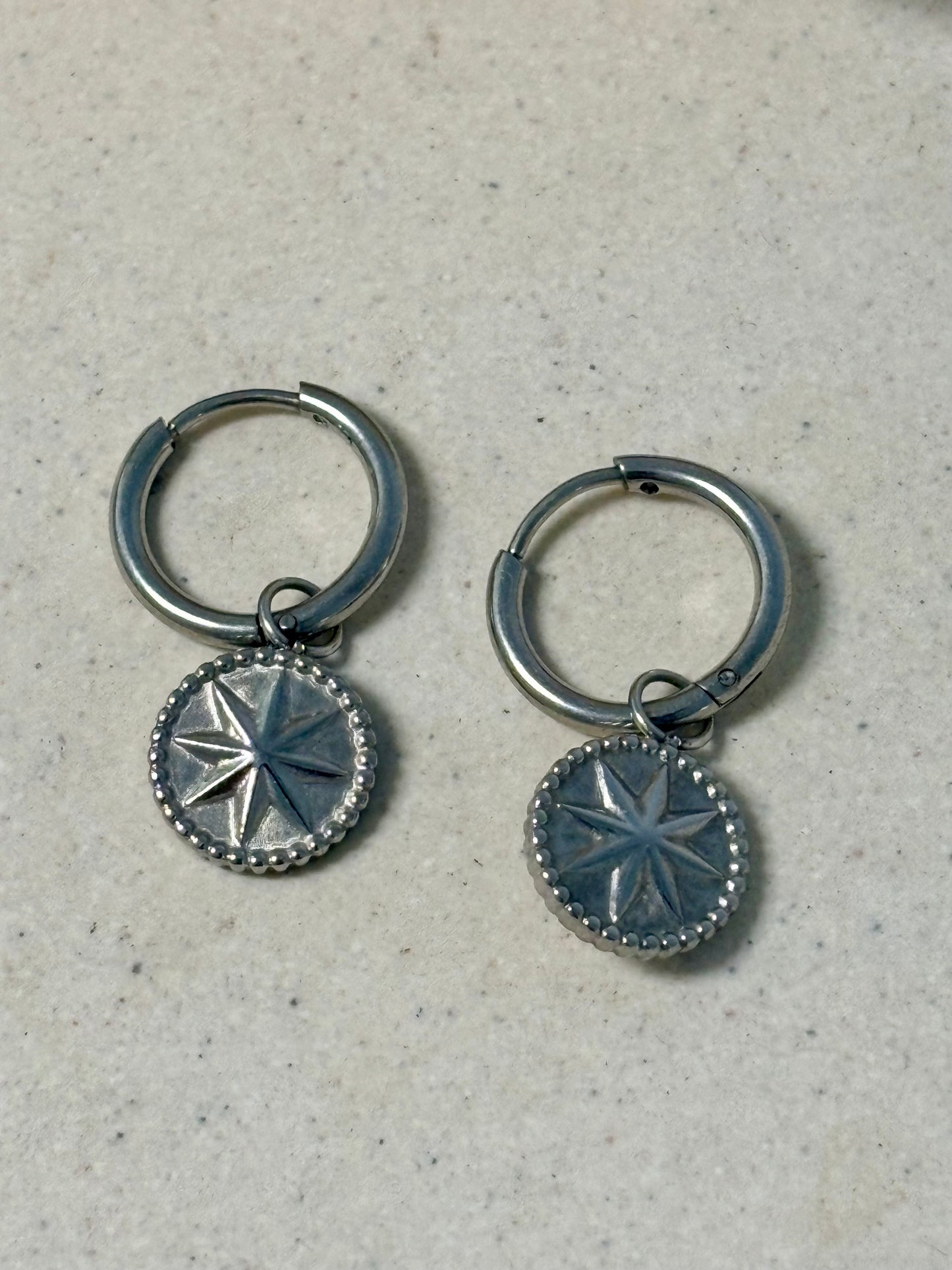 Oasis Star Hoops