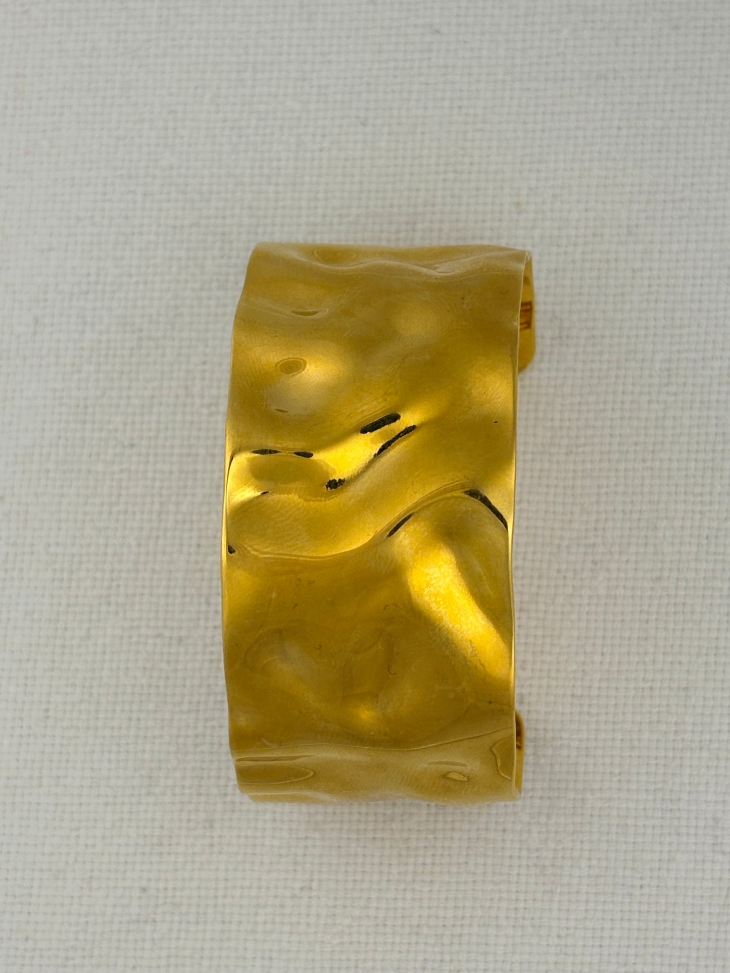 Tia Wide Cuff