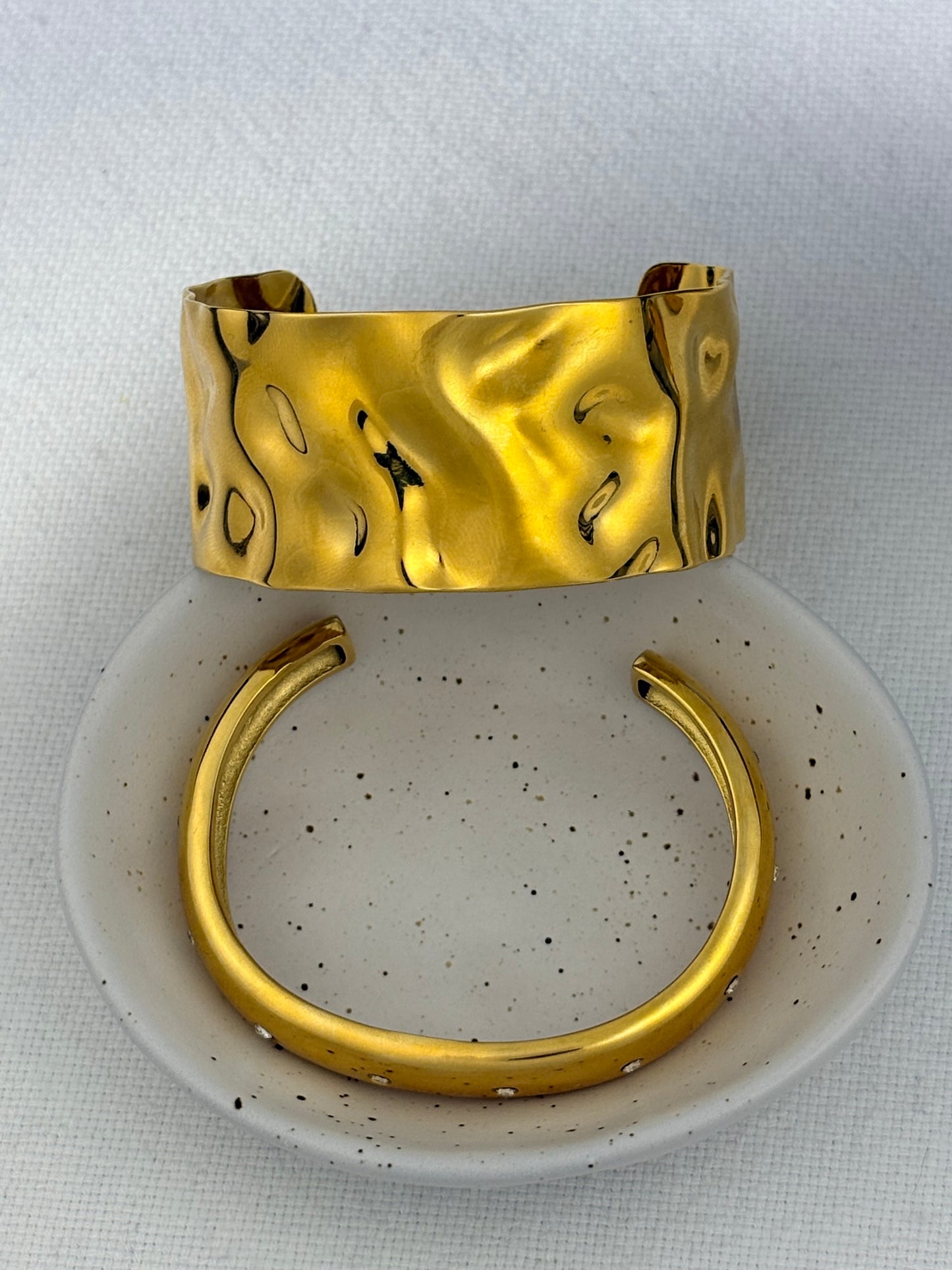 Tia Wide Cuff