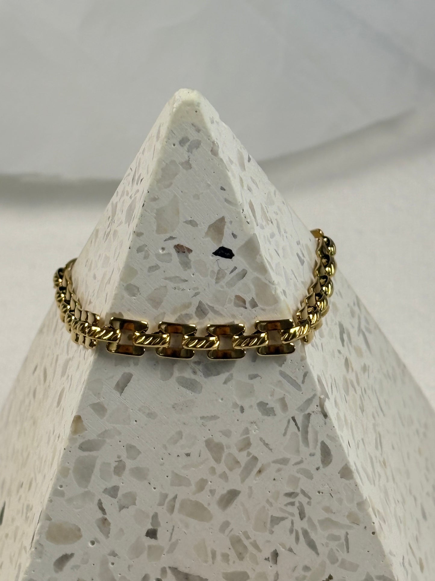 Gate Bracelet